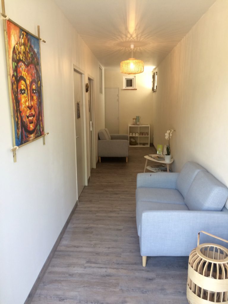 salle d attente 768x1024