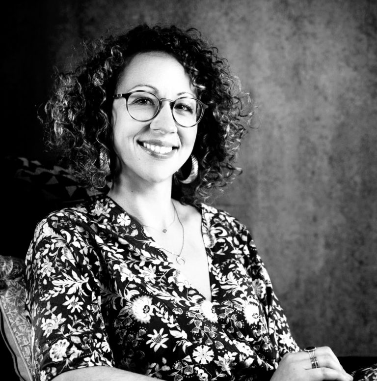 photo 1656962050244 768x775