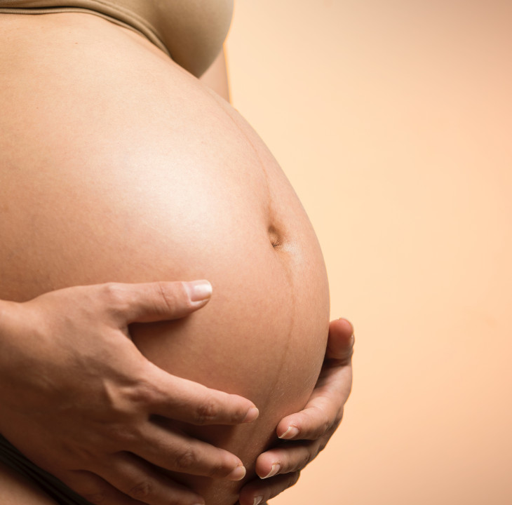 femme enceinte grossesse massage