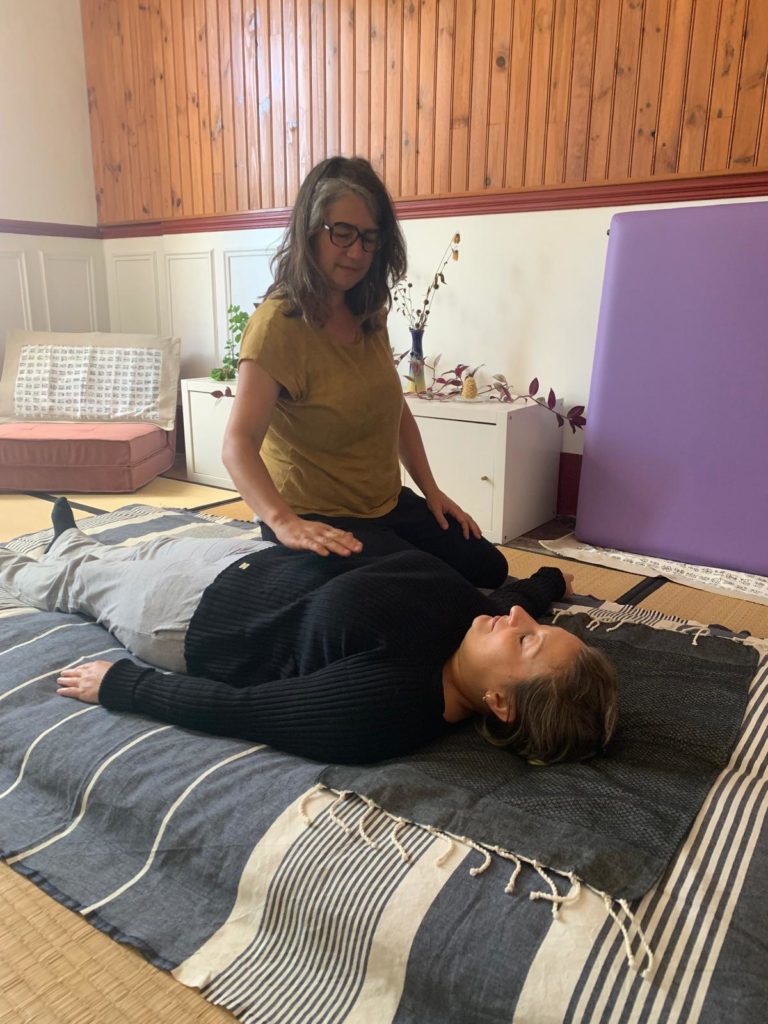 shiatsu ventre 768x1024