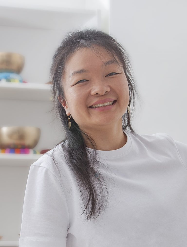 MG 5541 min portrait 768x1016