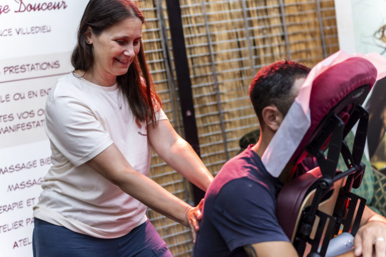 R5NG1270 CR3 R Massage Flo 768x512