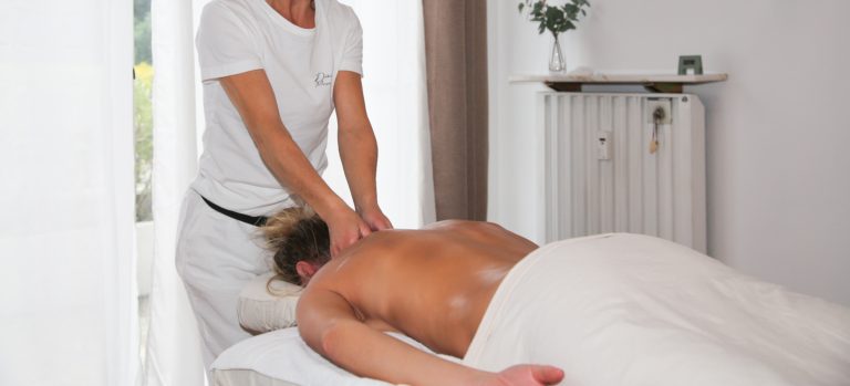 photo bab Wafa modele femme dos 768x349