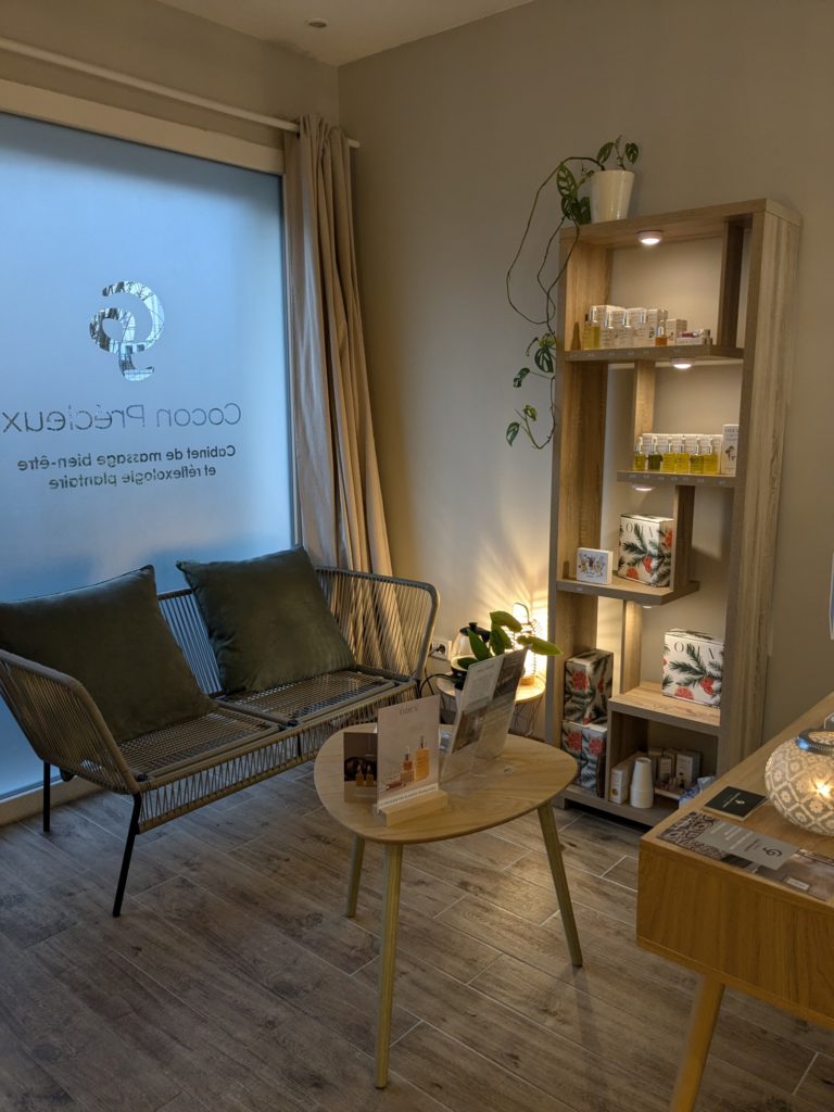 salle dattent cab 768x1024