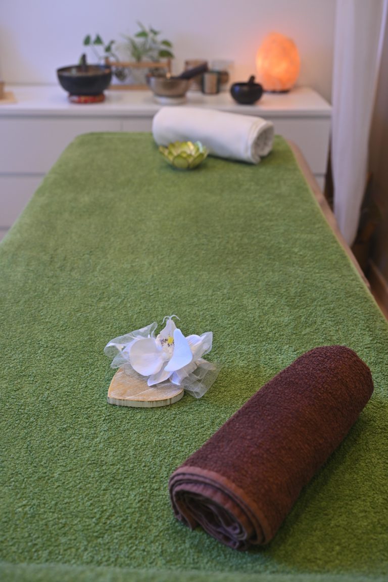 Massage Karen septembre 2025 7 768x1152